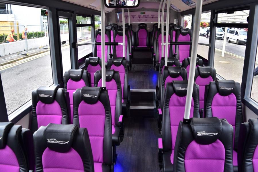 Интерьер Alexander Dennis Enviro200 2015 года  (фото 3 из 39)